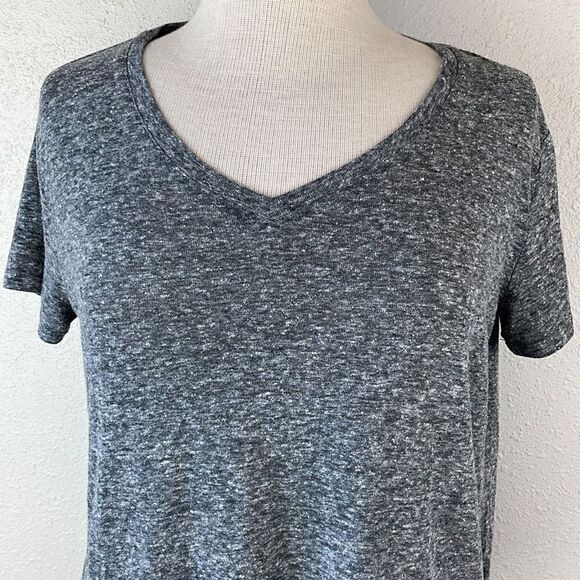 Old Navy Boyfriend V-Neck T-Shirt Size S EUC - Picture 2 of 6